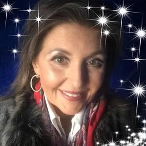 Meet your Posher, Marianna